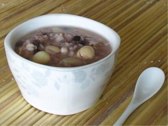 薏米红豆莲子百合粥的做法和功效