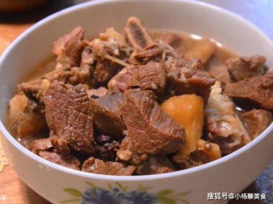 怎样炖牛肉更容易软烂？炖牛肉的小诀窍