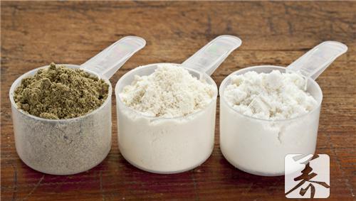 纯乳清蛋白粉的作用 乳清蛋白粉的功效与作用