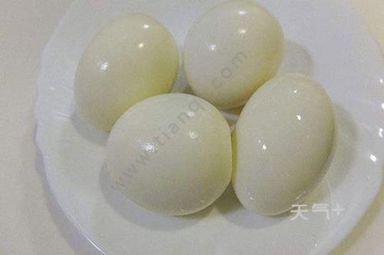 水煮的鸡蛋最营养 鸡蛋健康吃法大排名！