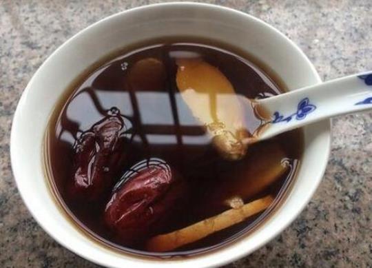 肠胃感冒能不能喝姜汤呢